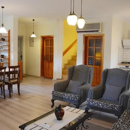בית נופש Begonvilla Antalya *