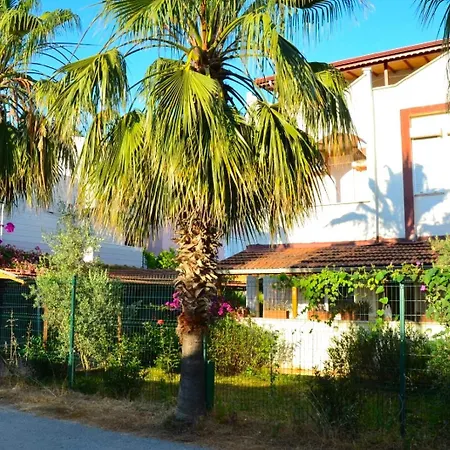 펜션 Begonvilla Antalya *
